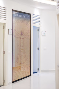 Virtus Dental Center - Dentisti in Albania
