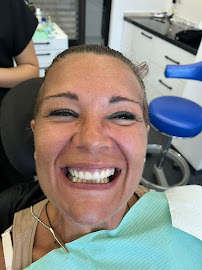 Virtus Dental Center - Dentisti in Albania
