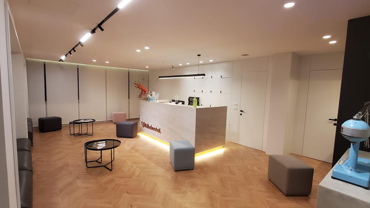 Klinika AlbdentaL - dental clinic in Durres, Albania