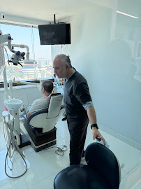 Dr Isaac Kably M.
