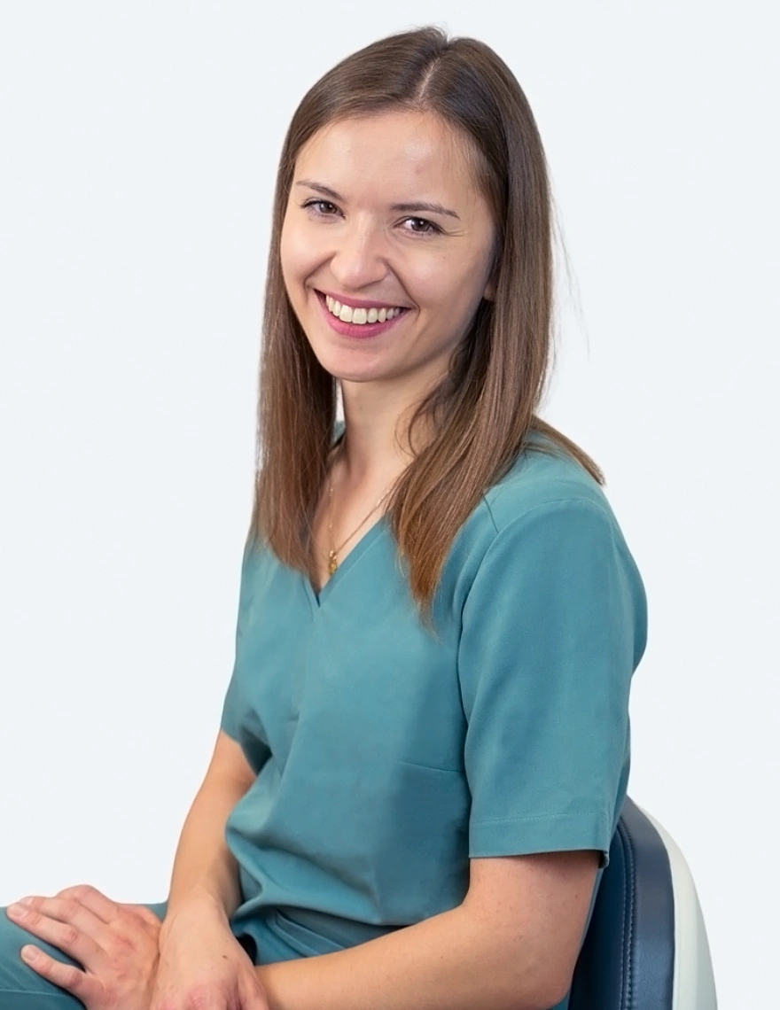 Lekarz-dentysta Aleksandra Moś-Tyszecka - Pediatric Dentistry