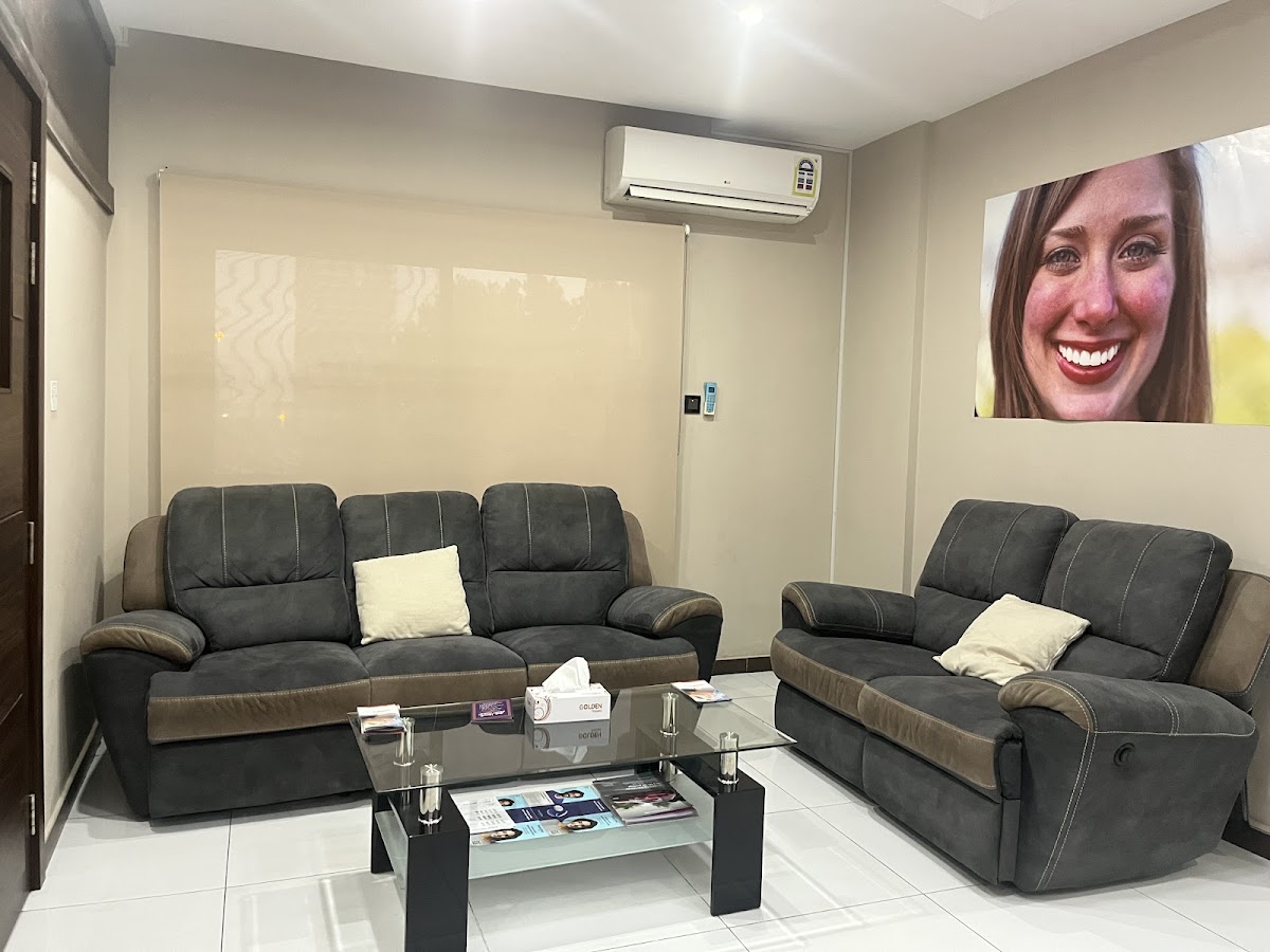 The Best dental center (AL Haddad Plaza)