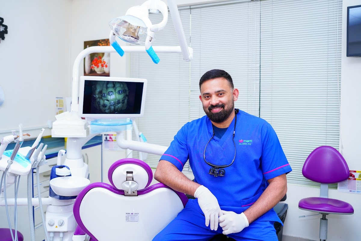 Dr.Jaise Joy Dental Surgeon - dental clinic in Manama