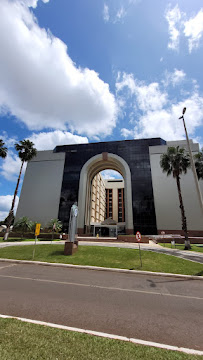CARAS - Centro Clínico de Odontologia