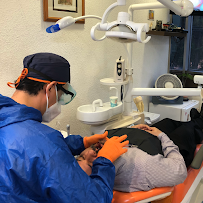 Dentista general coronas e implantes dentales