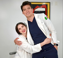 Dr. Miguel Robles - Odontología Estética