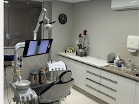 Odonto Guará - Prótese sobre Implante l Lentes em Resina l Lente de Contato Dental em Guará