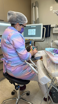 LYRIUS Odontologia e Medicina - Implantes, Odontopediatria, Invisalign, Ortodôntia e Lentes de Contato