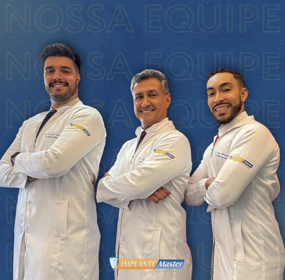 Implante Master Alfredo Nelli - implante dentário-Dentista em Salvador - dental clinic in Salvador, Brazil
