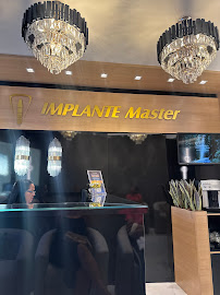 Implante Master Alfredo Nelli - implante dentário-Dentista em Salvador