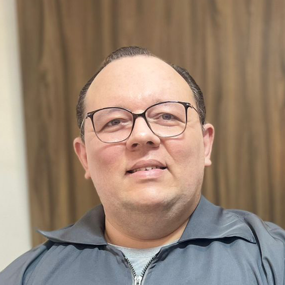 Dr. Darcy Furtado Mavignier Neto