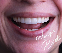 Dra. Monique Batista - Especialista em Implantes Dentários em Manaus