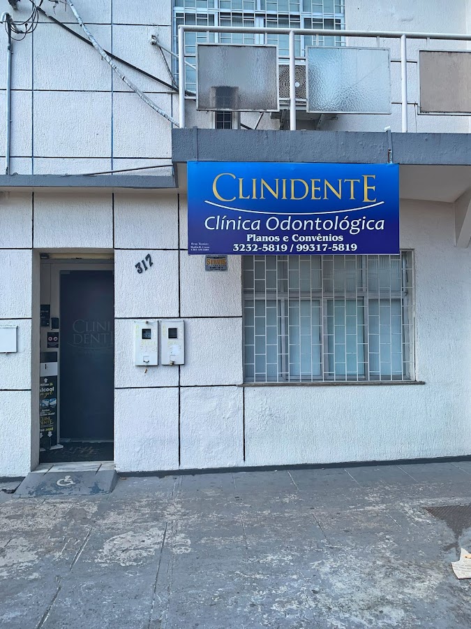 Dental Clinic Implantes Dentários dental clinic in Manaus
