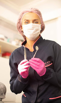 Dra Danielle Dias Xavier Odontologia Especializada 🦷