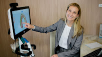 Dra Ana Carolina Arantes | Clínica Odontológica | Invisalign Doctor in Curitiba