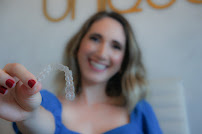 Unique clinica Odontológica - Clareamento | Invisalign | Facetas | Dentista Recife