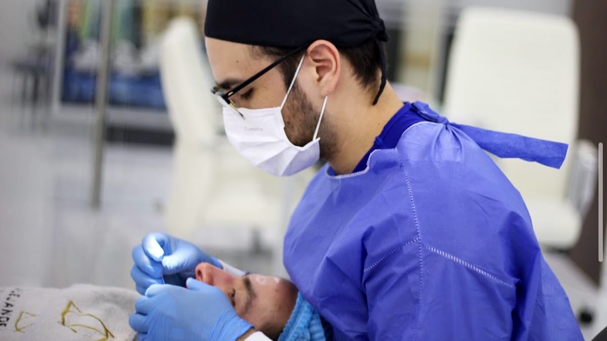 Dentista Guadalajara - Dr. Víctor Martínez - dental clinic in Guadalajara