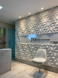 Afeto Odontologia Goiânia - Implante dentário/Invisalign