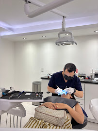 Dr. Mijail Preciado | Dentista en Guadalajara Odontología General & Cosmética Dental