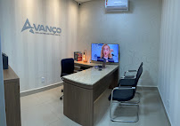 Avanço Implantes & Estética Dental