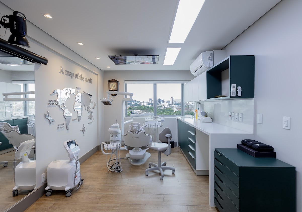 Clínica Reis Odontologia Especializada - dental clinic in Porto Alegre, Brazil