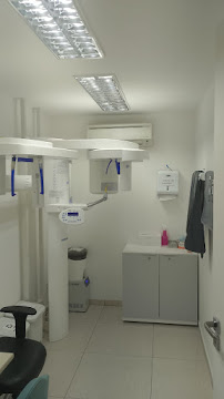 OrthoDontic - Clínica Odontológica Centro Porto Alegre - Tratamento de Canal - Periodontia - Restauração Dental - Prótese - Clareamento e Limpeza Dental - Aparelho Ortodôntico Metálico e Estético - Emergência - Extração do Siso - Faceta de Porcelana