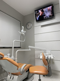 WK•R ODONTOLOGIA | Dentista Porto Alegre | Lente de Contato Dental / Implante Dentário / Invisalign / Zona Norte Porto Alegre