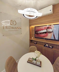 Dra. Betinne Erdmann | Erdmann Odontología | Cirurgiã Dentista em Porto Alegre