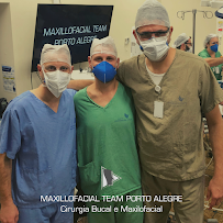 Dr. Luciano Engelmann Morais - Cirurgia Bucomaxilofacial