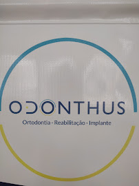 Odonthus - Ortodontia, Reabilitação e Implante. CRO 17951/SP RT: Dra Maísa Quintas CRO 90062/SP