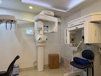 Implant Dentistry Specialist Peace