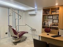 Implant Dentistry Specialist Peace