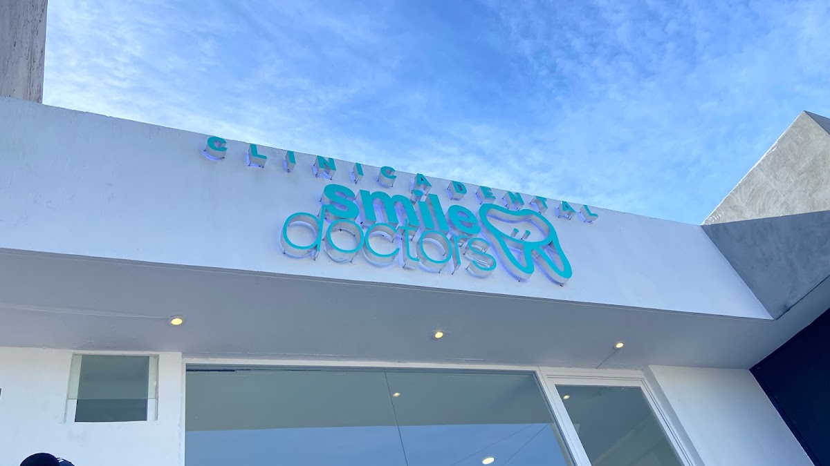 Dental Clinic Smile Doctors Clinica Dental dental clinic in Guadalajara