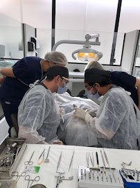 Dr Marcelo Palma | Dentista em Campinas | Implante, facetas, canal, clareamento, restauração, extração de siso.