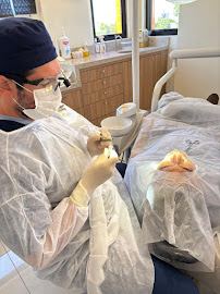 Dr Marcelo Palma | Dentista em Campinas | Implante, facetas, canal, clareamento, restauração, extração de siso.