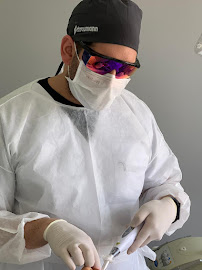 Dr Marcelo Palma | Dentista em Campinas | Implante, facetas, canal, clareamento, restauração, extração de siso.
