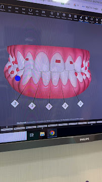 Dra. Letícia Coelho | Dentista em Maceió