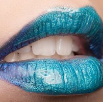 Dra. Michelle Cavalcante | Lentes de Contato Dental | Implante Dentário | Dentista em Maceió