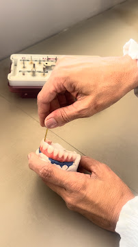 Dra. Michelle Cavalcante | Lentes de Contato Dental | Implante Dentário | Dentista em Maceió
