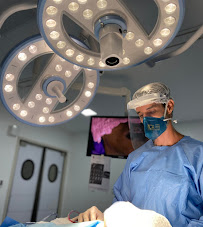 Clínica Odontológica Dr. Marcus Brêda em Jatiúca Maceió, Plano De Saúde, Extração do Siso, Implante Dentário, Cirurgia