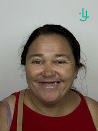 Dr. Jefferson Lopes | Dentista em Natal - prótese, implante dentário, clareamento dental, facetas. Clínica odontológica.