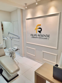 Dr. Felipe Resende - Especialista em Endodontia e Prótese