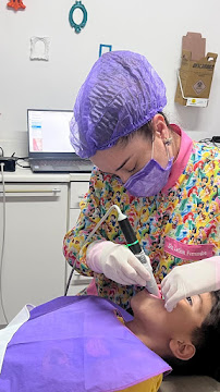 Dra. Letícia Fernandes - Dentista e Odontopediatra em Campo Grande