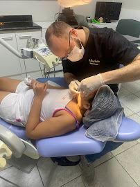 Dr. Gustavo Trindade - Endodontista