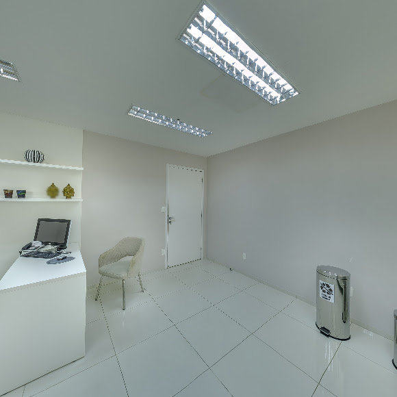 Fabíola Serra - Dental Clinic