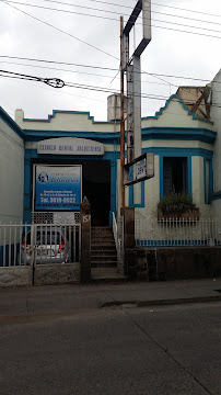 CLÍNICA DENTAL JALISCIENSE