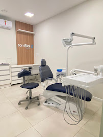 Sorrifácil Jóquei (Implantes, Prótese Protocolo, Reabilitação Oral e Lentes de Contato)