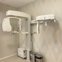 Sorrifácil Jóquei (Implantes, Prótese Protocolo, Reabilitação Oral e Lentes de Contato)