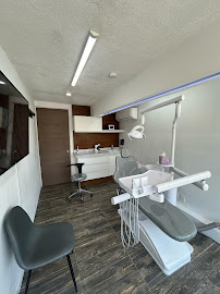 GARONA / Providencia - Periodoncia e Implantología / Odontología Digital