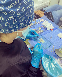 Dra. Kenia Barrera Periodoncia e Implantología
